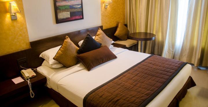 Hotel Silver Inn Mumbai  Buitenkant foto