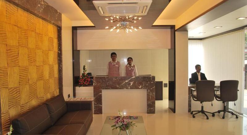 Hotel Silver Inn Mumbai  Buitenkant foto